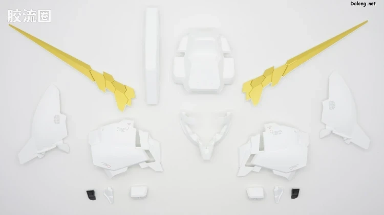 万代 大比例胸像系列 REAL EXPERIENCE MODEL RX-0 独角兽高达 自动变形版 - 图片